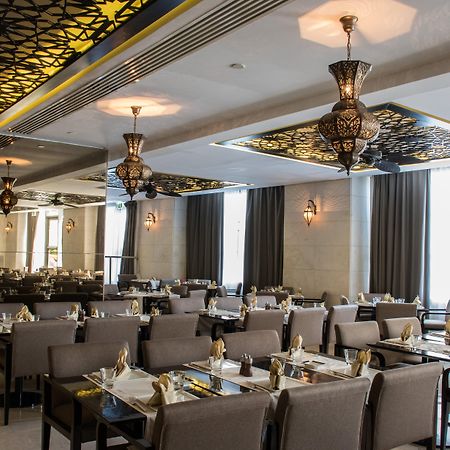 Crowne Plaza Yas Island By Ihg Hotel Abu Dhabi Bagian luar foto