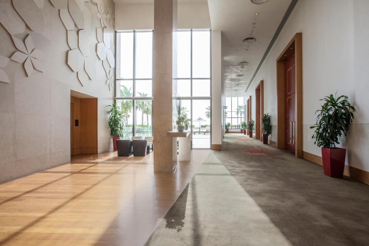 Crowne Plaza Yas Island By Ihg Hotel Abu Dhabi Bagian luar foto