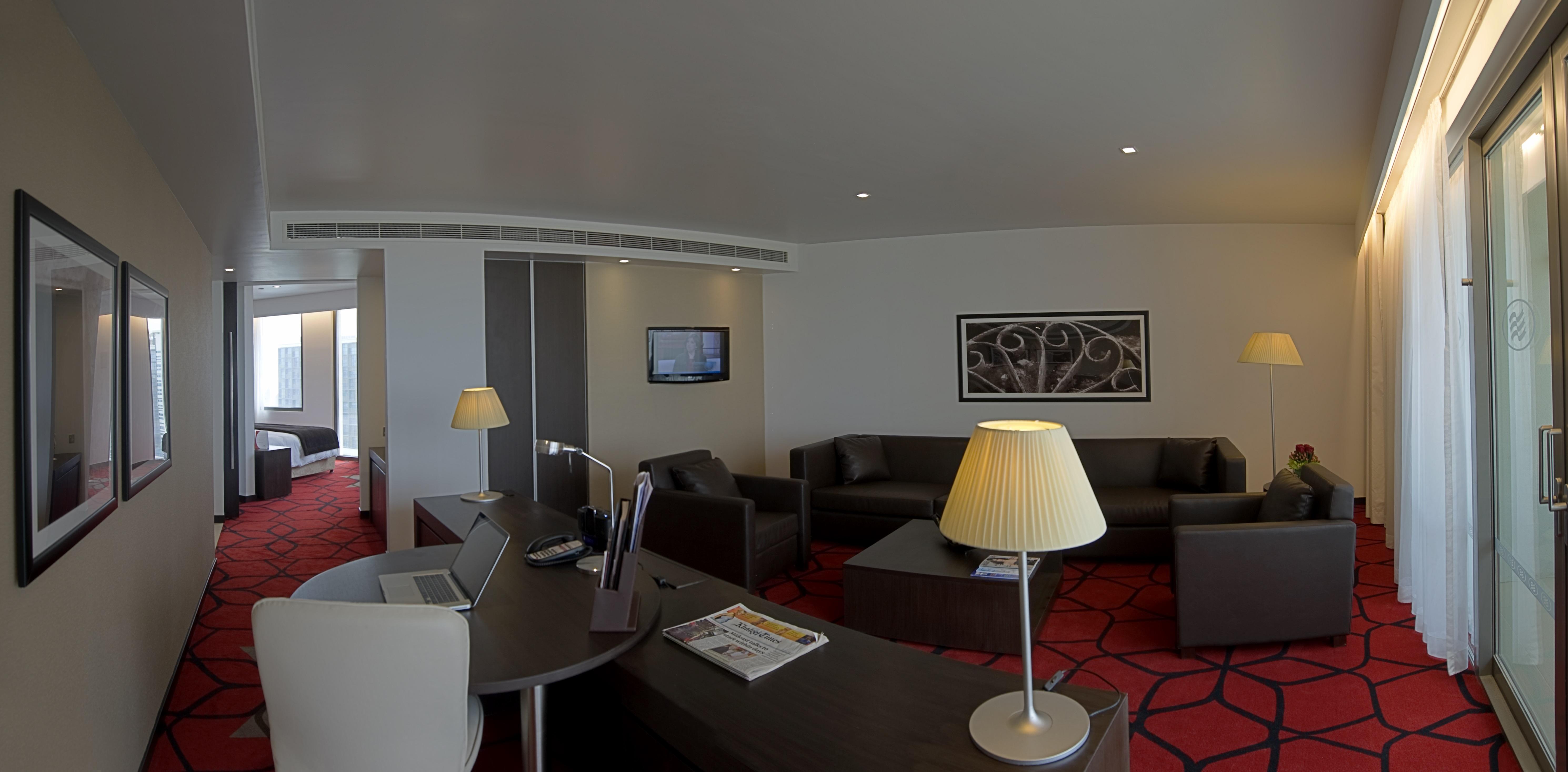 Crowne Plaza Yas Island By Ihg Hotel Abu Dhabi Bagian luar foto
