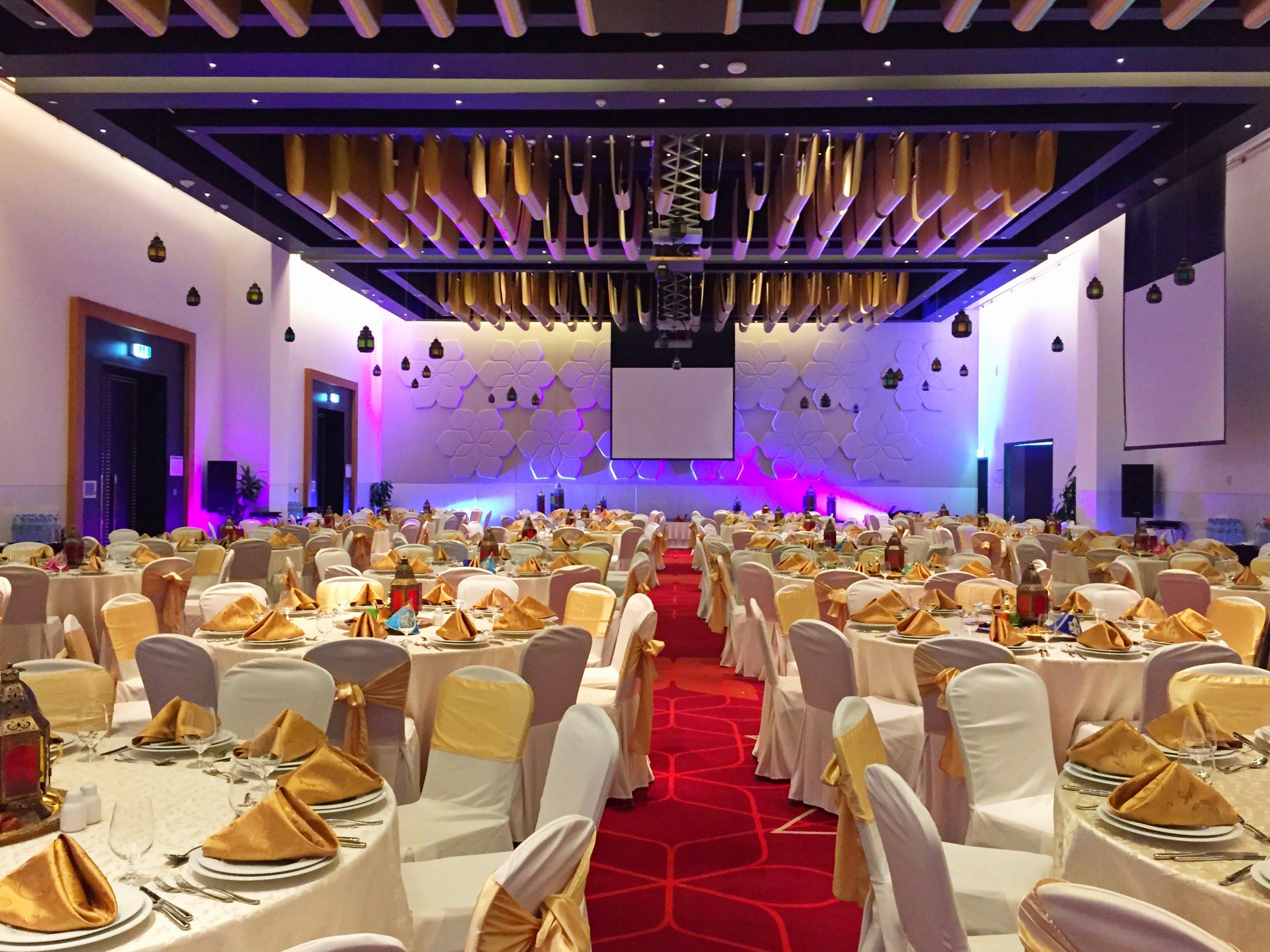Crowne Plaza Yas Island By Ihg Hotel Abu Dhabi Bagian luar foto
