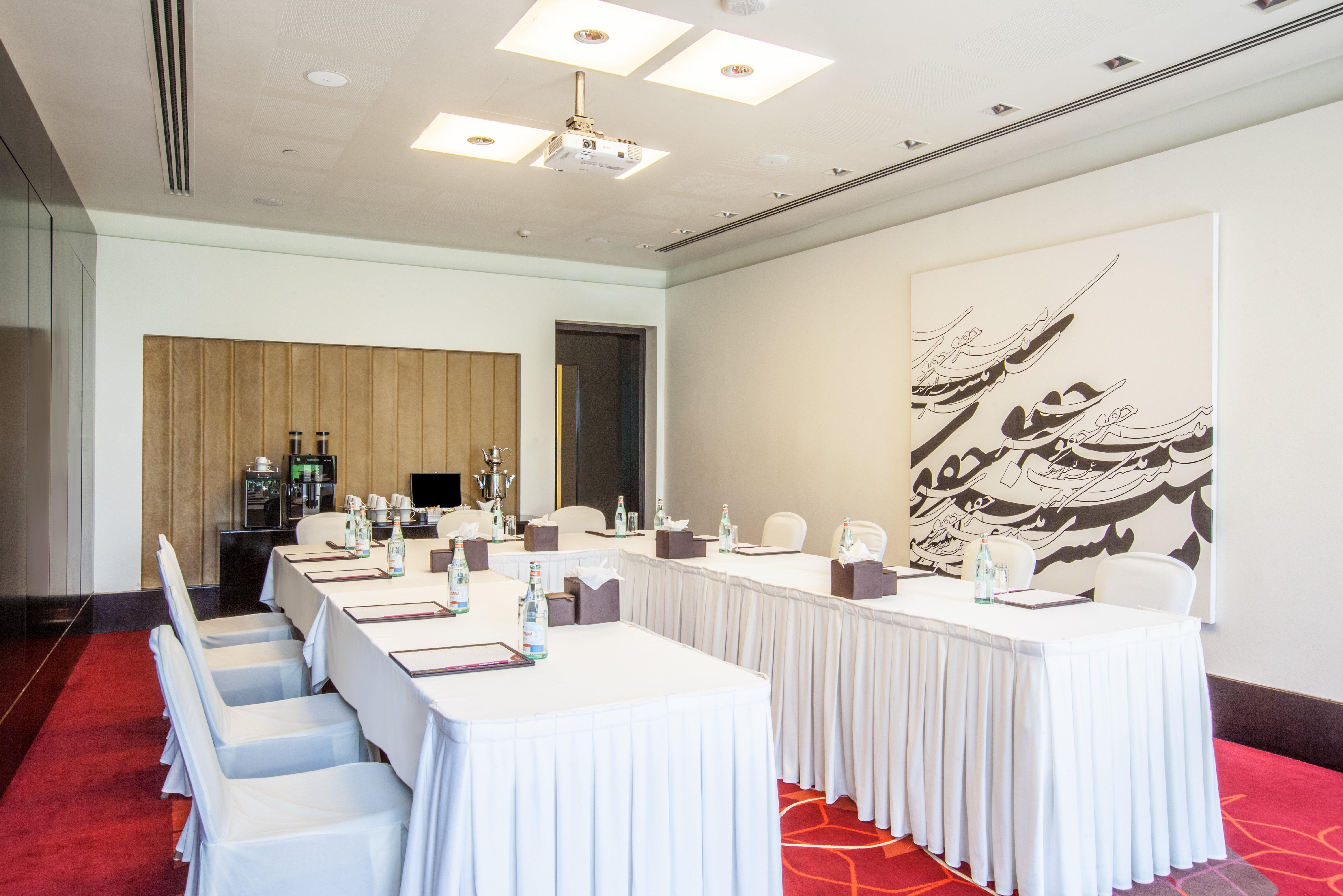 Crowne Plaza Yas Island By Ihg Hotel Abu Dhabi Bagian luar foto